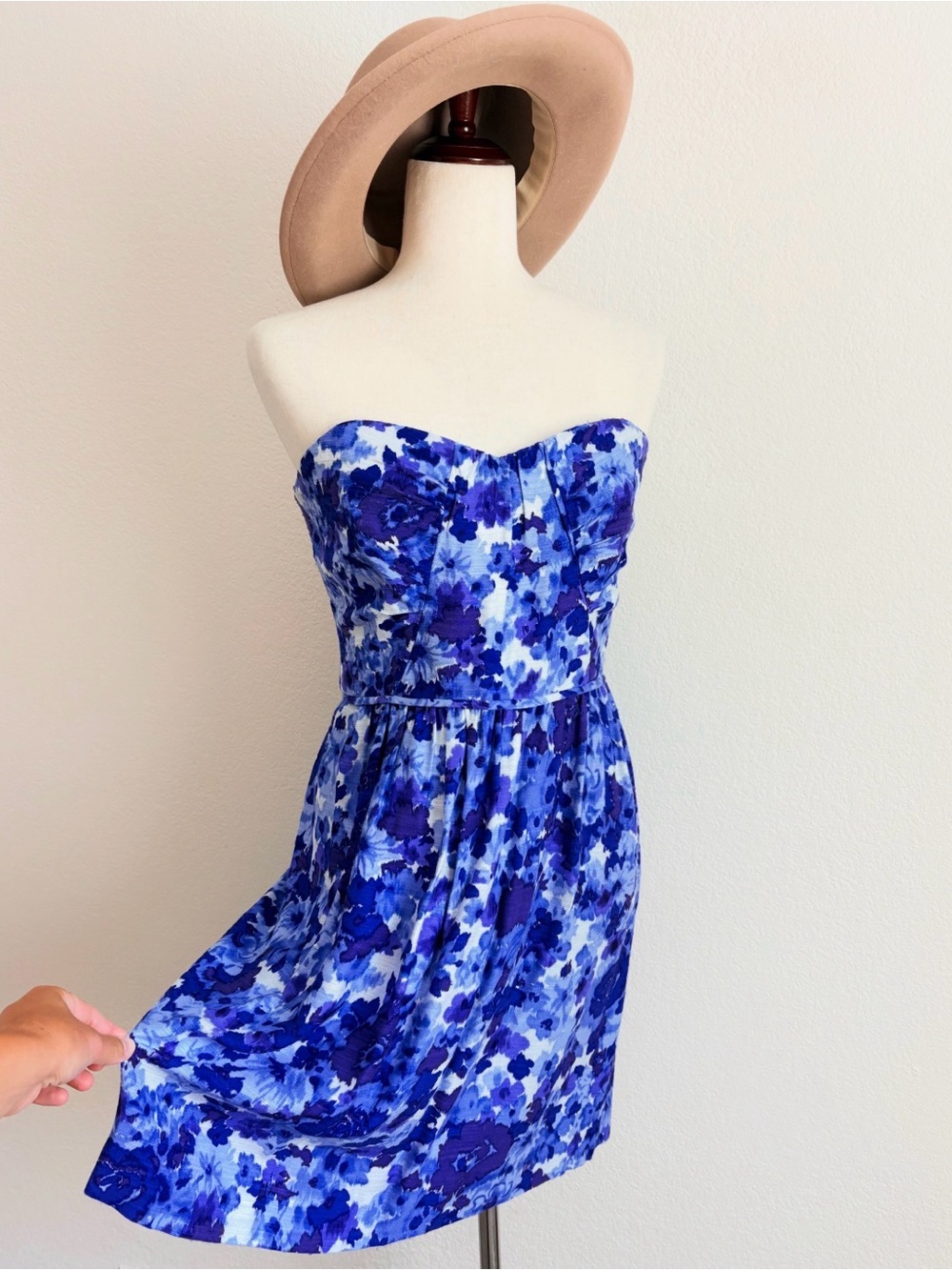 Shoshanna Silk Blend Sweetheart Dress